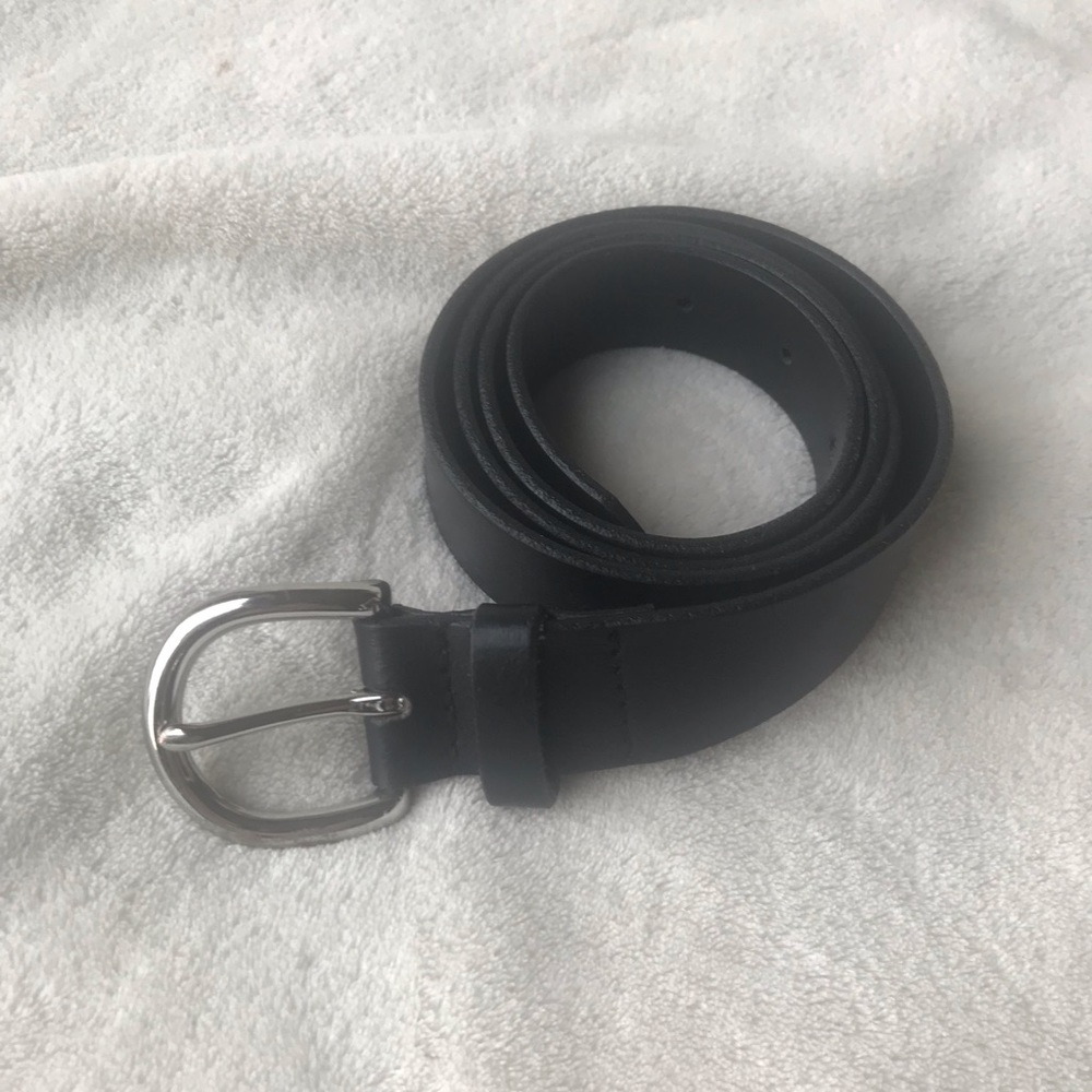 Women’s Leather Belt Size M Balck